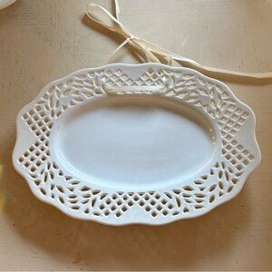 white porcelain oval plate with a lattice design by "Home Essential 7”x10”
